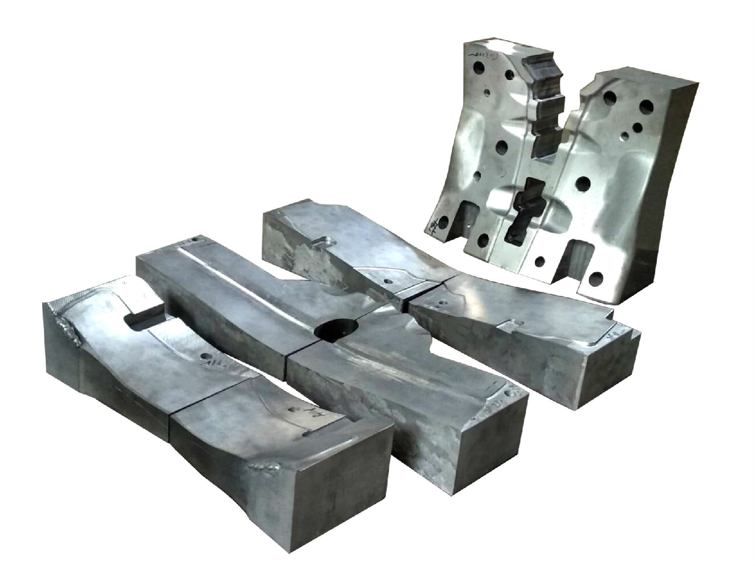 真空淬火1.jpg 真空淬火1.jpg