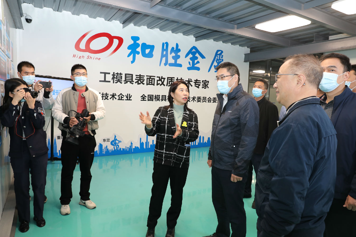 新湖街道黨工委褚宏書(shū)記一行到深圳和勝參觀指導(dǎo) 新湖街道黨工委褚宏書(shū)記一行到深圳和勝參觀指導(dǎo)