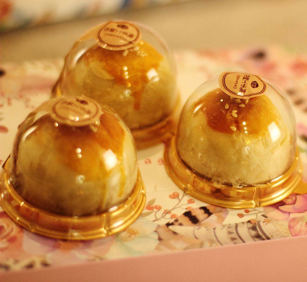 驚喜！你將吃到一顆有故事的蛋黃酥